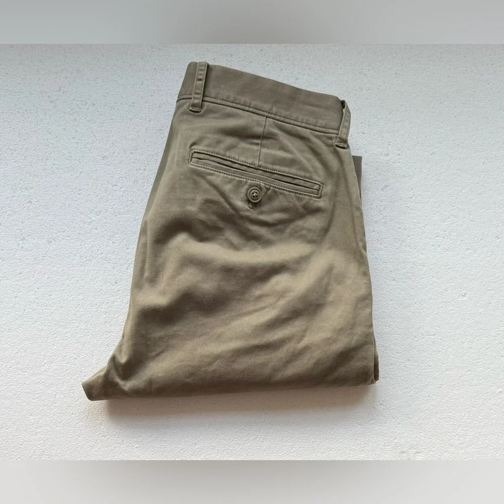 J CREW 250 FIT CHINO PANTS AIRCRAFT SURPLUS GREEN 32X34 - Picture 3 of 5